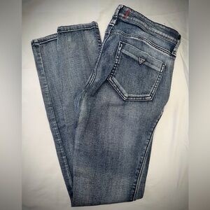 Guess Low Rise Jegging - Maxine Fit